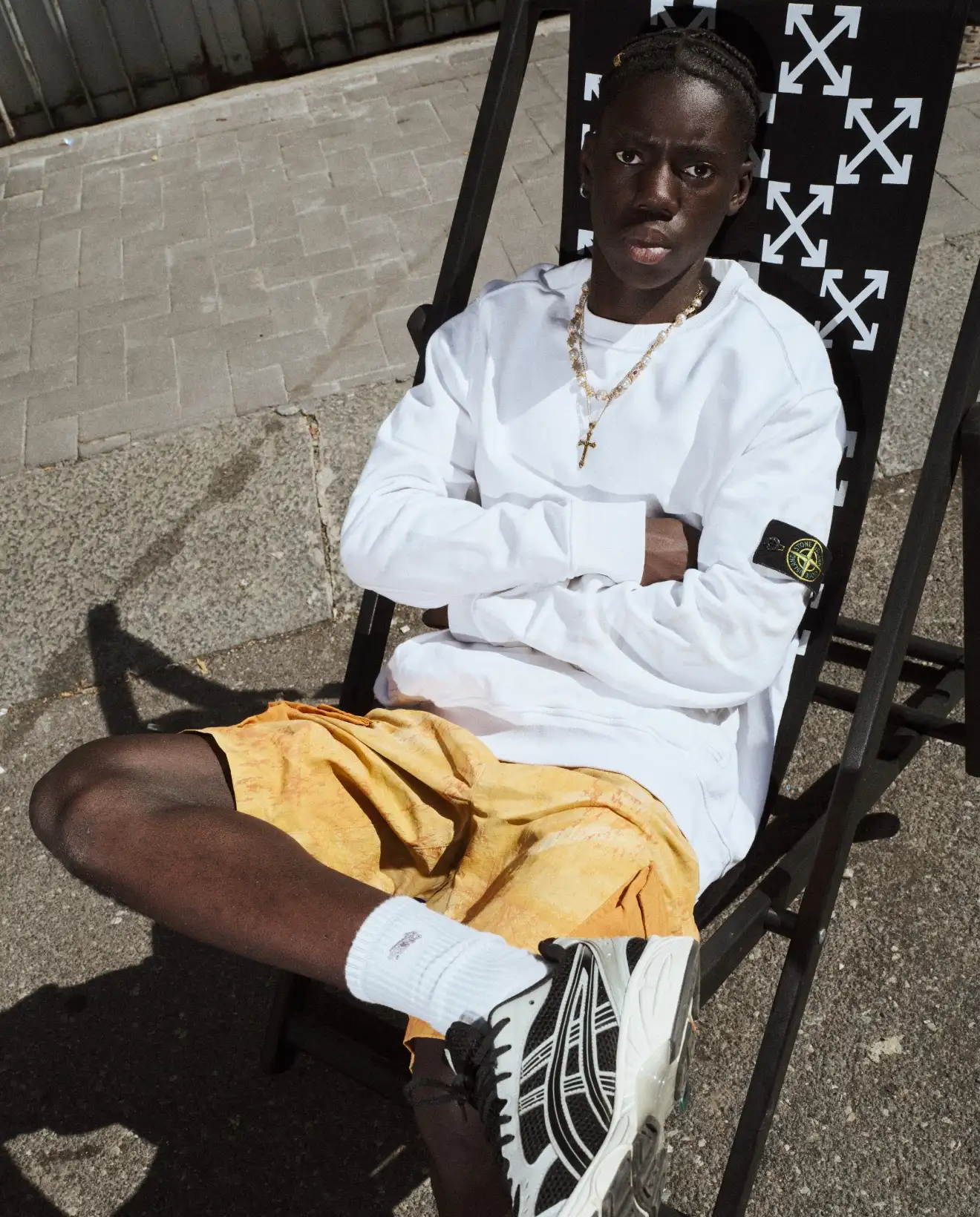 Anthem Mag Spring Summer- Anthem family 1
