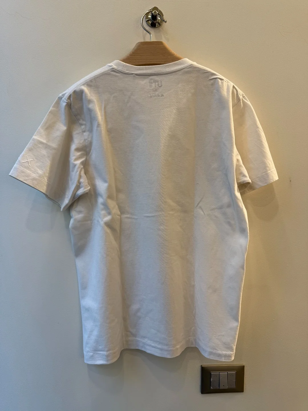 Uniqlo x Kaws – M