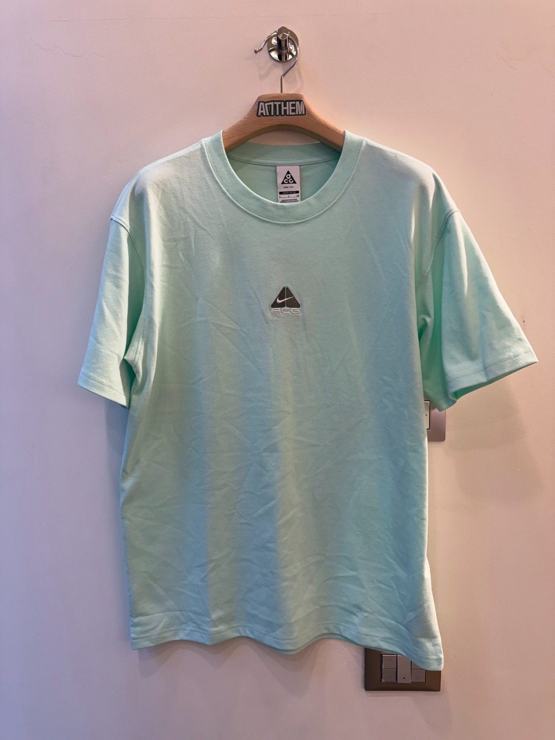 Nike ACG Tee - S