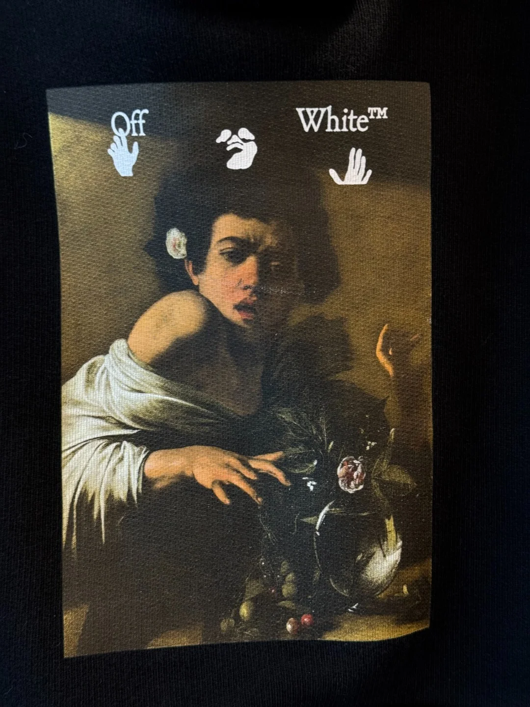 Off-White Hoodie – M