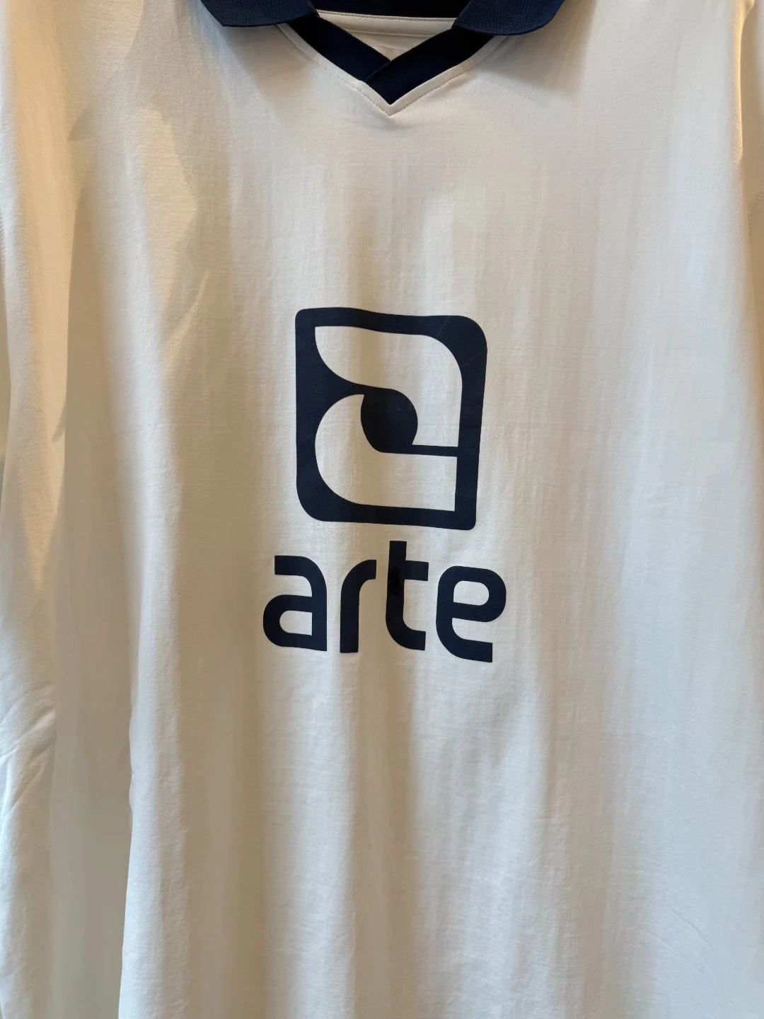 Arte Football Tee White – XL