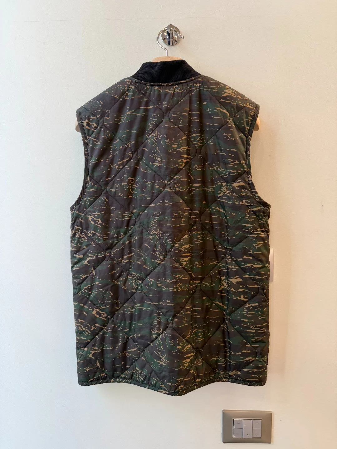 Carhartt Camo Vest – S