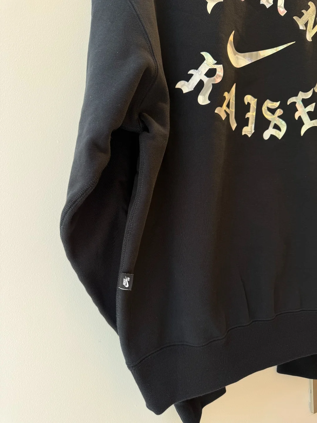 SAMPLE Nike Born x Raised – M