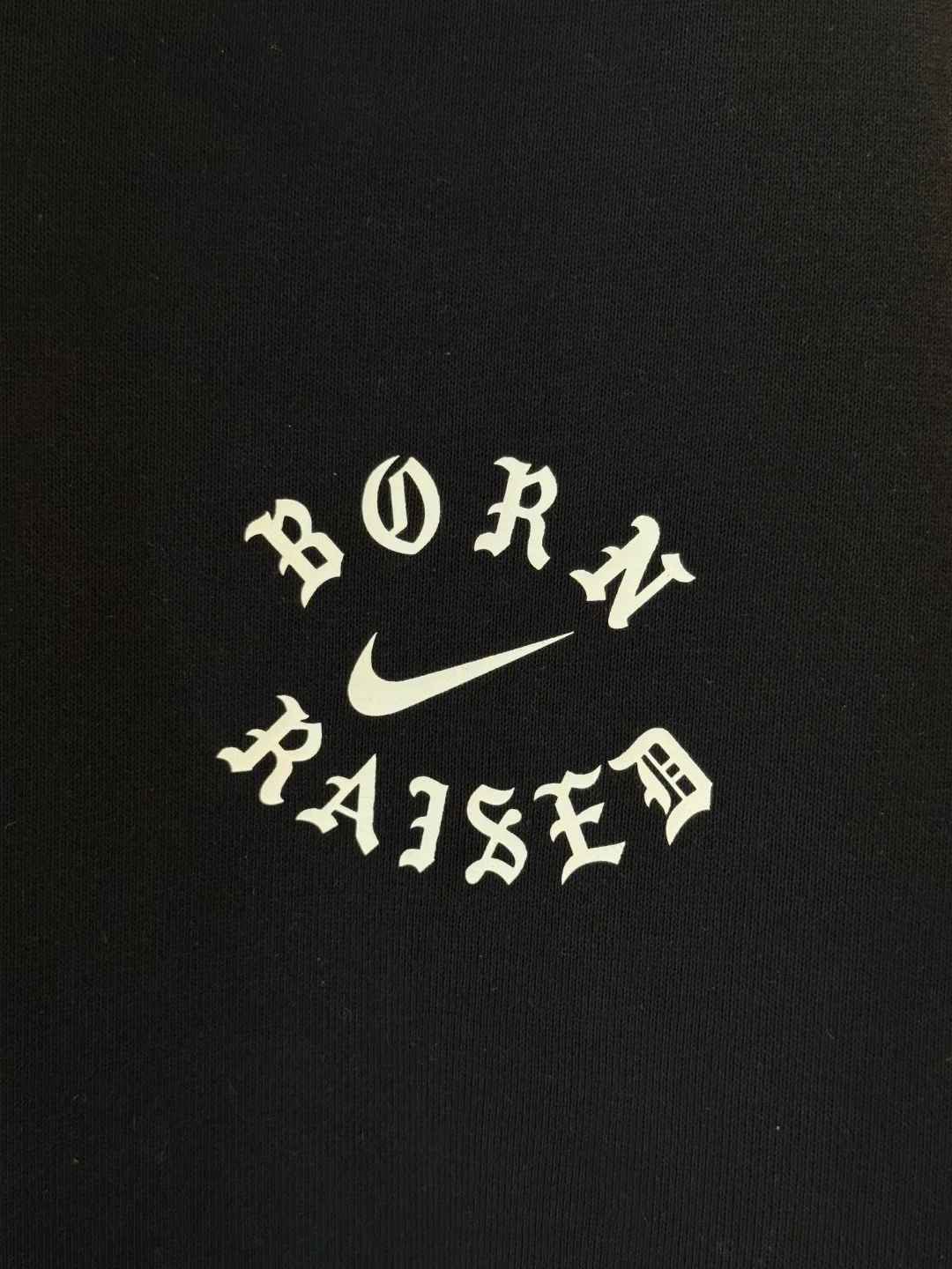 SAMPLE Nike Born x Raised – M
