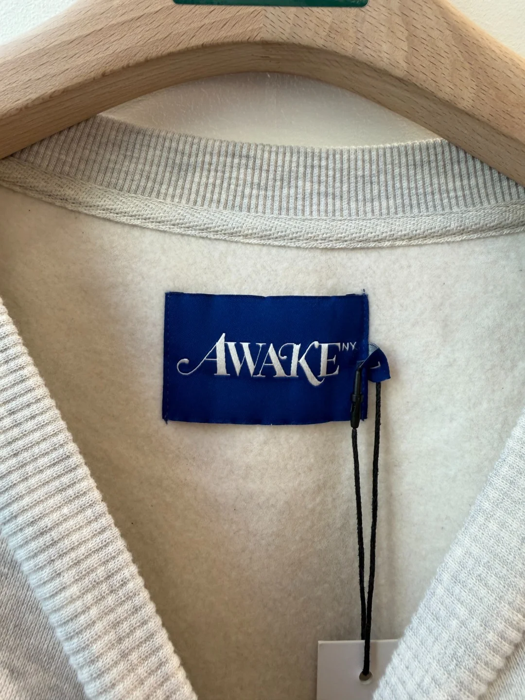 Awake Classic Crewneck – L