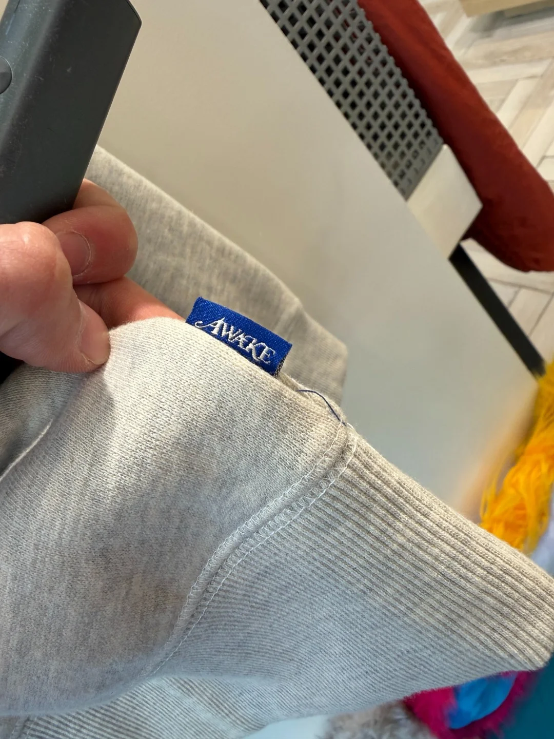 Awake Classic Crewneck – L