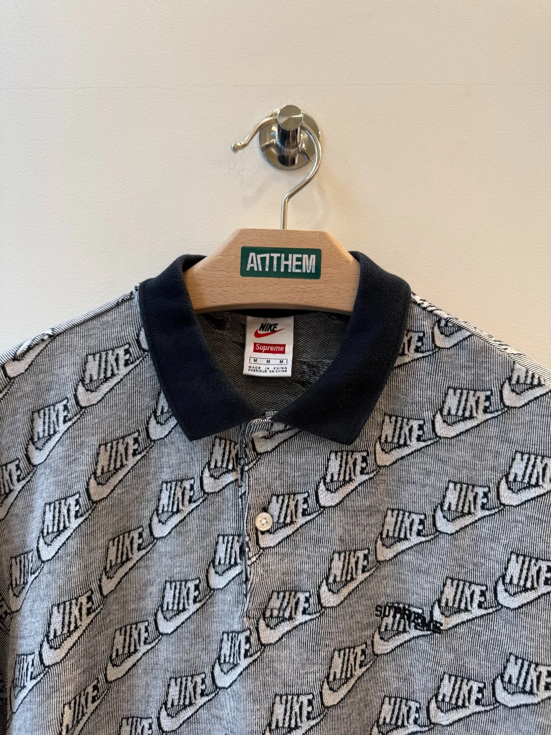 Nike x Supreme Tee – M