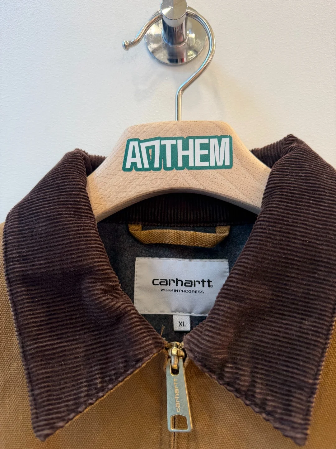 Carhartt / Hybrid Varsity – XL