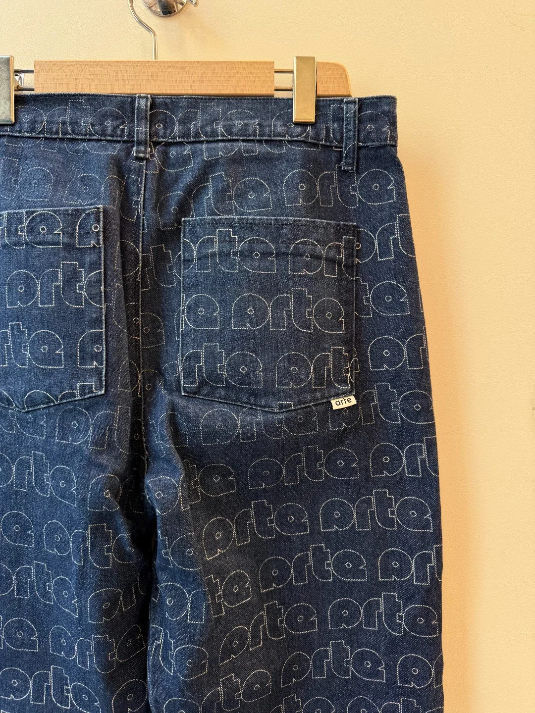 Arte Denim Multilogo – 34