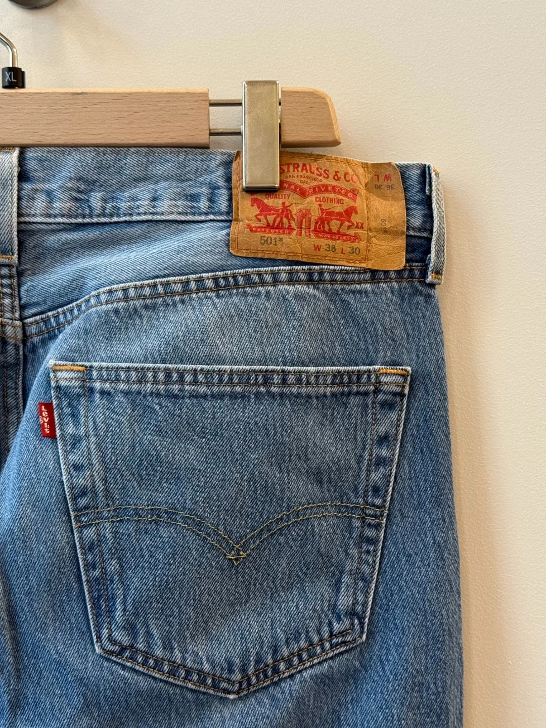 Levi’s Denim – 36