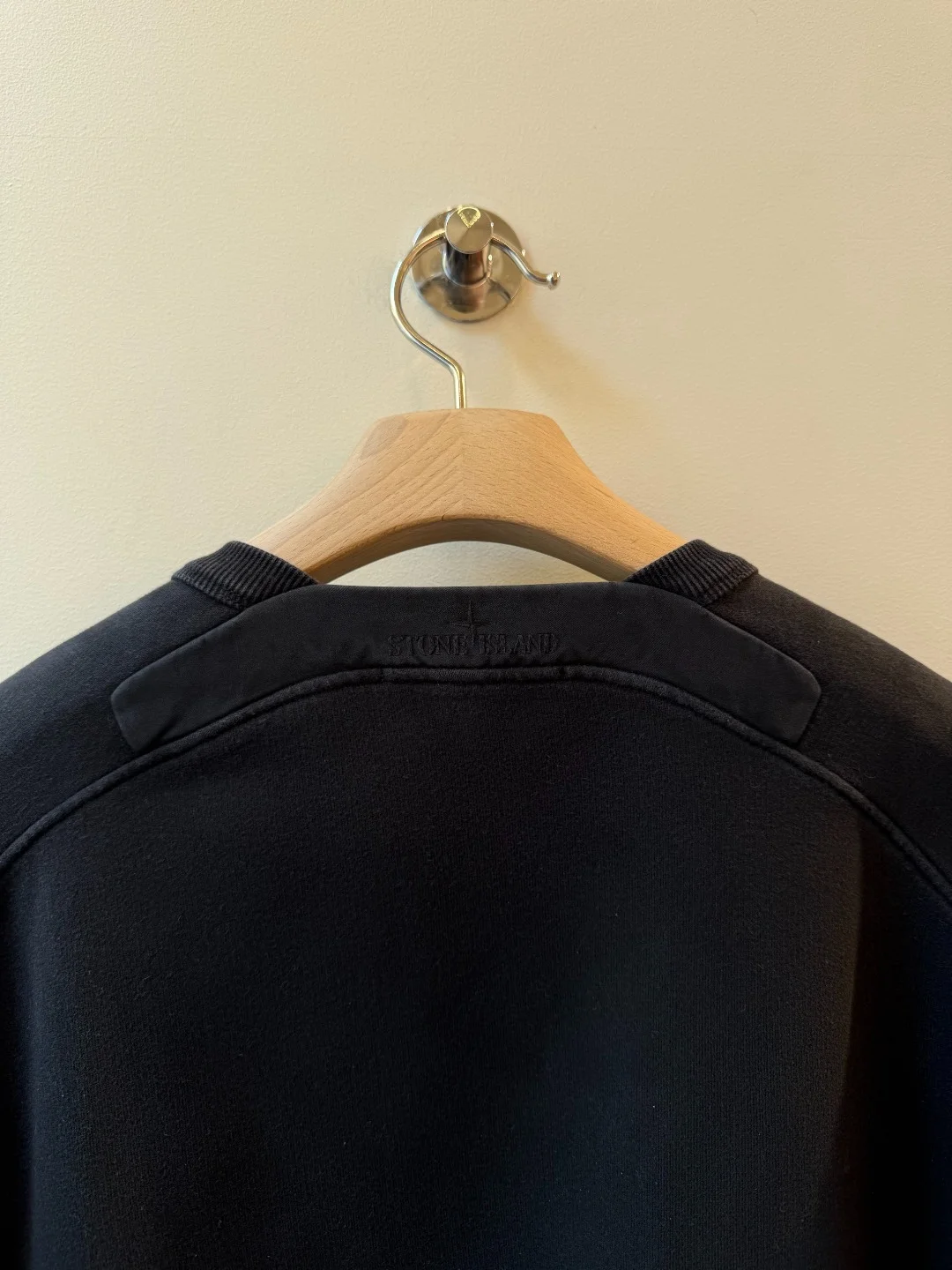 Stone Island Crewneck – M