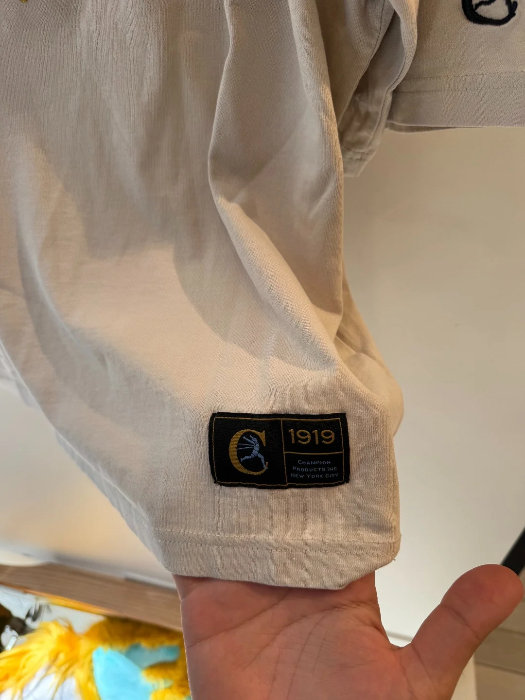 Champion NY Tee – L