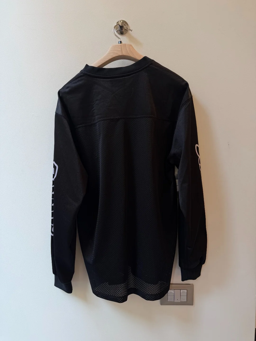 Aries Longsleeve – M