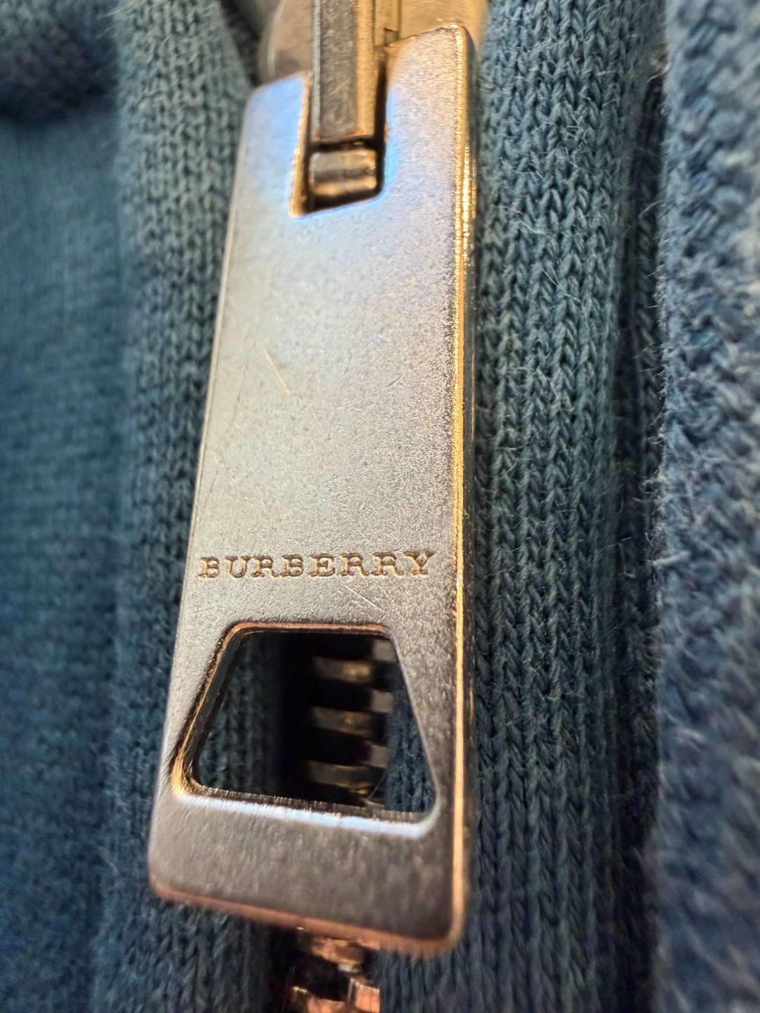 Burberry Zip Hoodie – XXXL (Fit XL)