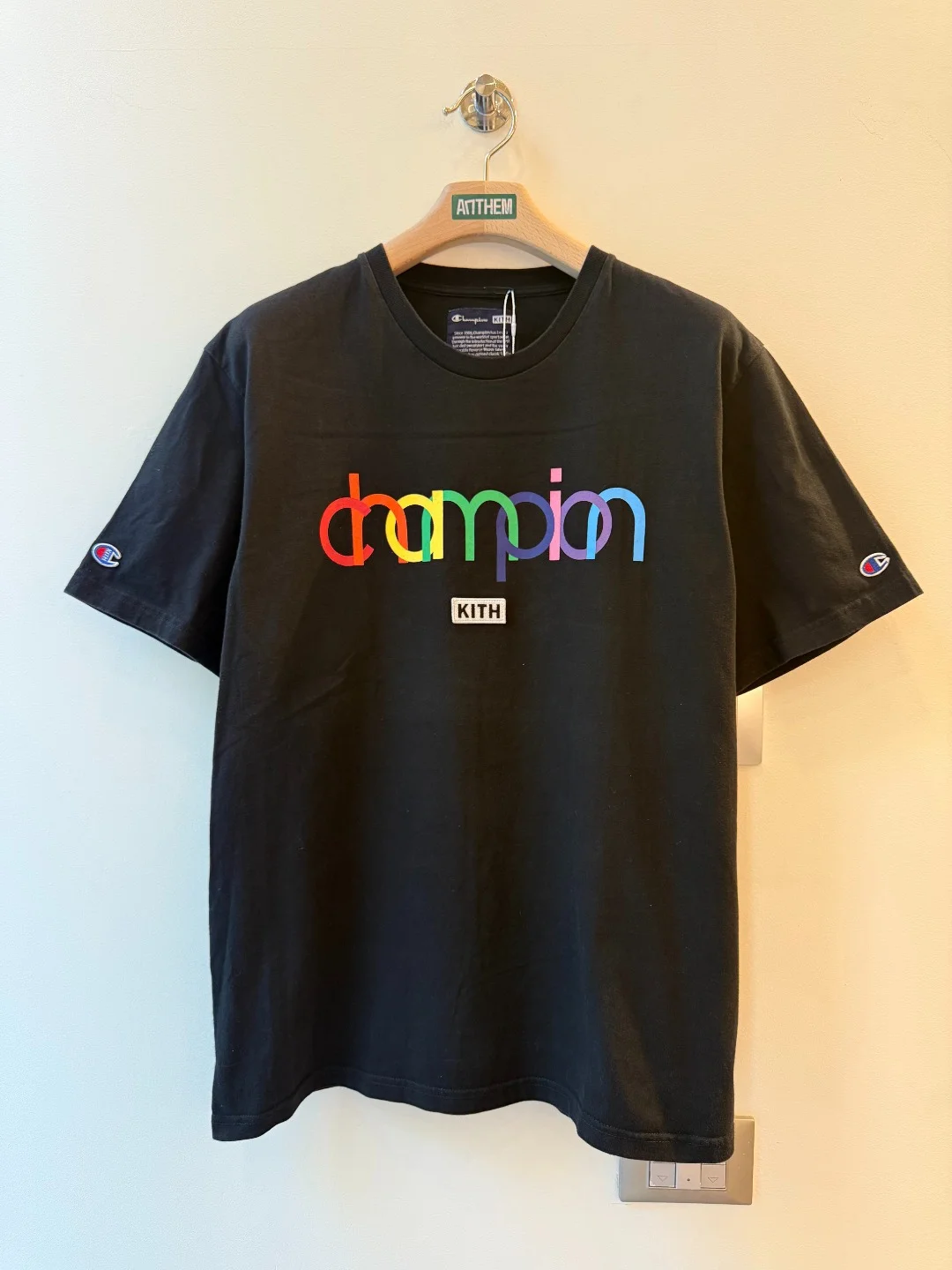 FW19 Champion x Kith Tee - L